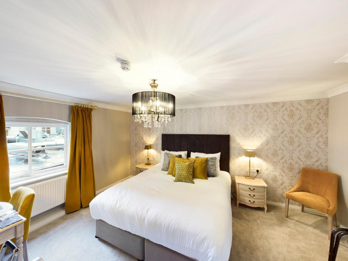 Lion & Swan Hotel Конґлтон Екстер'єр фото